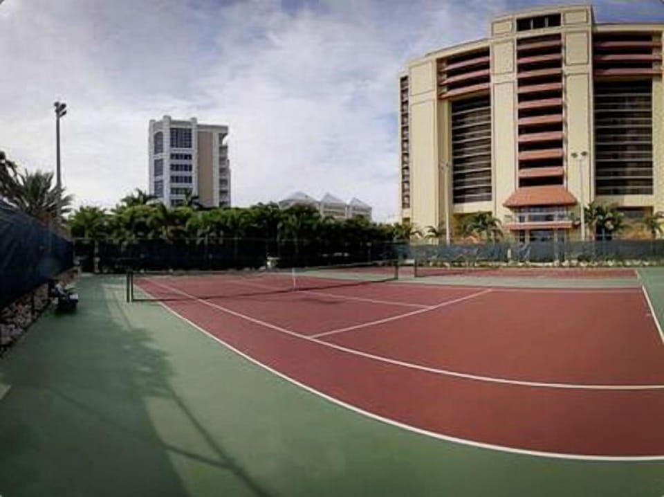 Lighted tennis courts