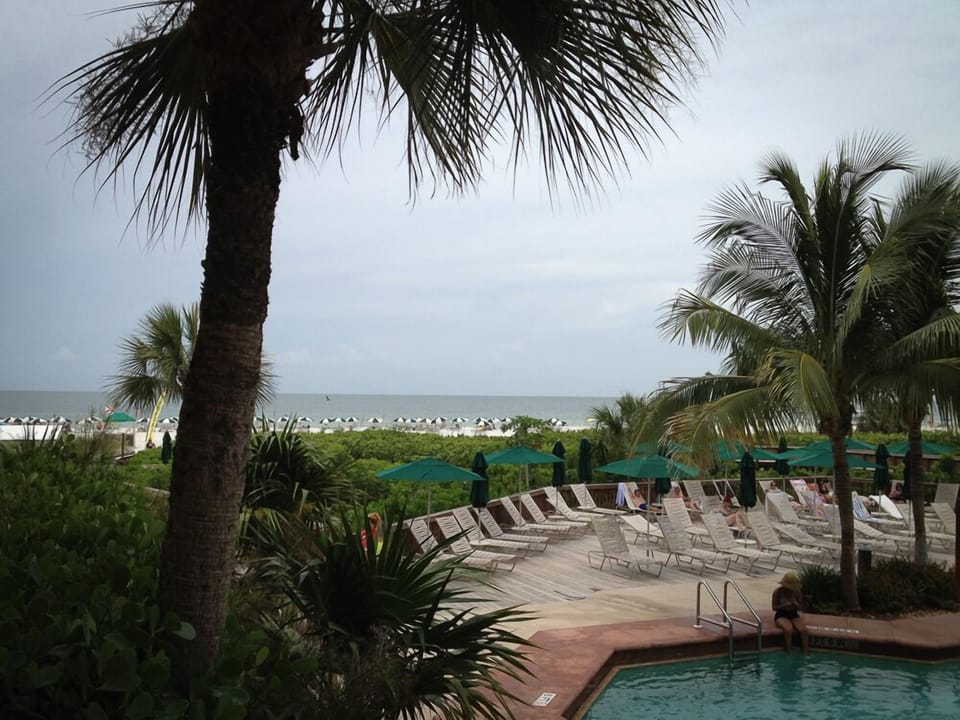 The view from your screened-in lanai!