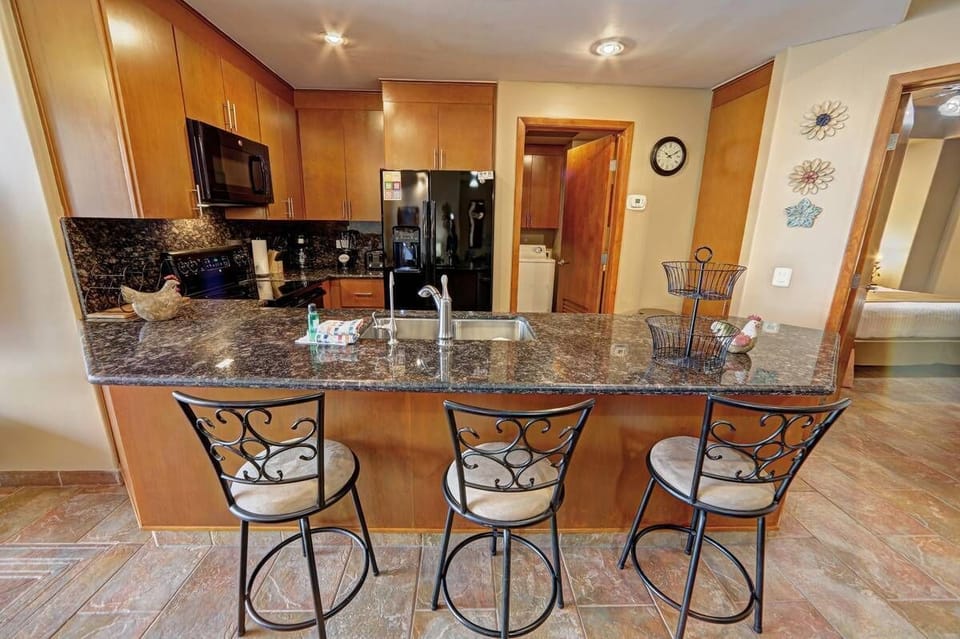 Kitchen (2)