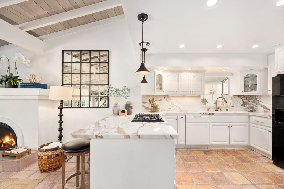 Well appointed Gourmet Kitchen has everything a chef could desire!