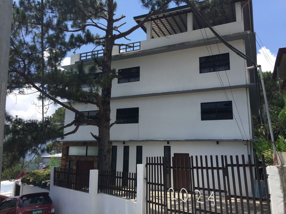 2024 Baguio Apartments 1 (5BR and 3Bath)