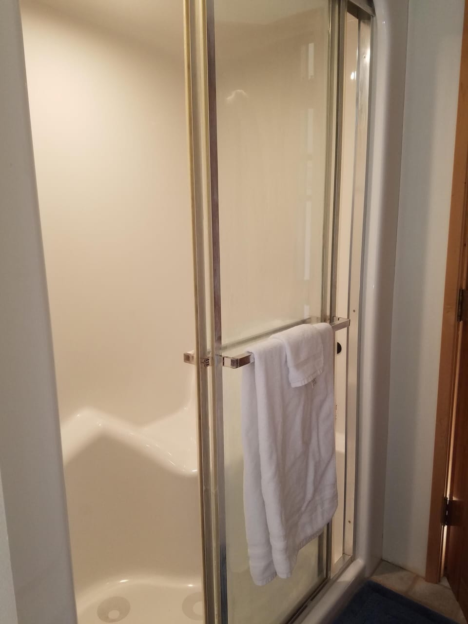 Relaxing steam shower.
