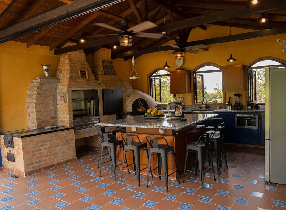Farmhouse stile kitchen 