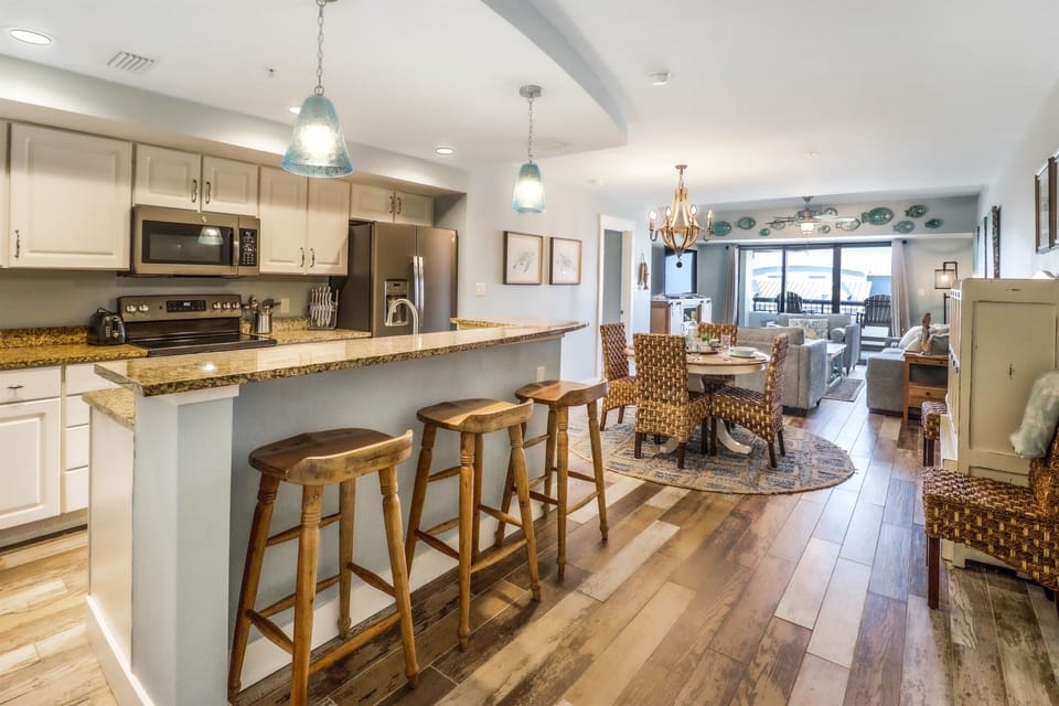 Step right into the open living area and feel right at home!