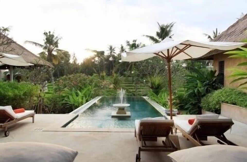 Luxury 5 Bedroom Villa Near Canggu'