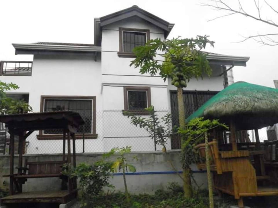Vacation house for rent in Silang Cavite