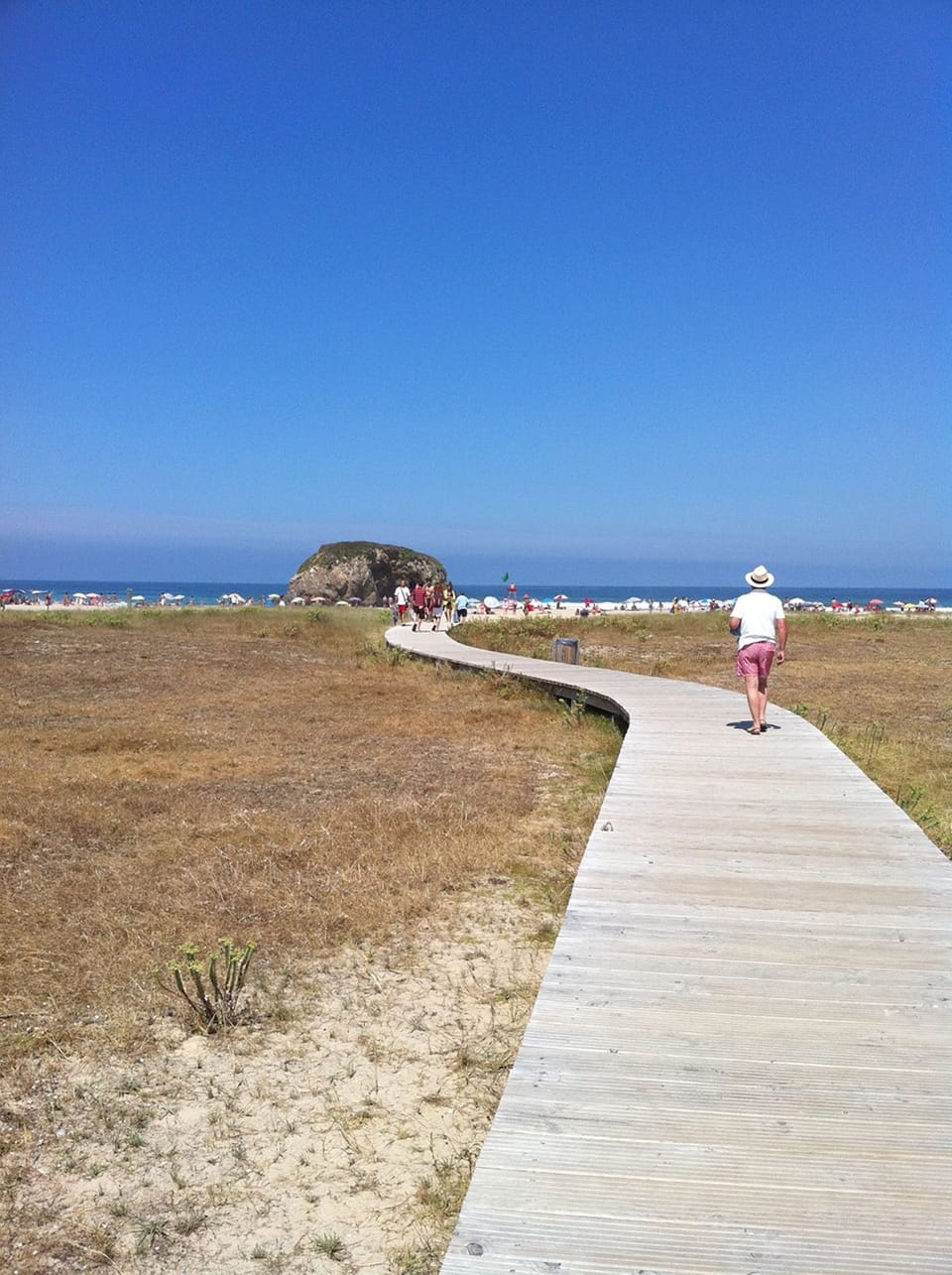 Nearby Peña Ronda beach