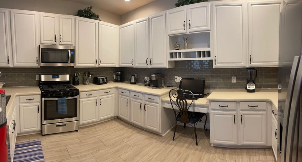 New Kitchen with all new Appliances. (Pardon the wide angle lens effect!)