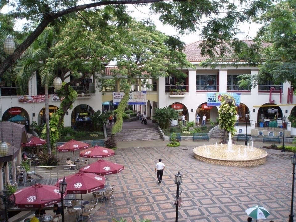 Molito Lifestyle Center (across the road) - Shops, Restaurants, Cafs, Supermarket, Gym and Banks