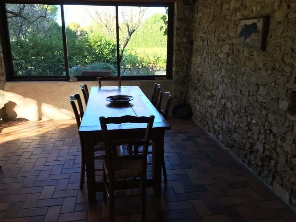 verandah dinning room 