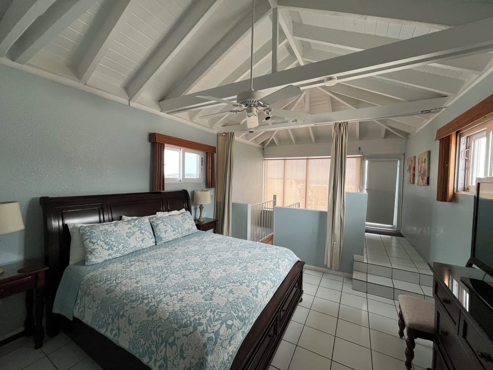Loft King BR - Vaulted Ceiling, Private Bath, Deck, Privacy Curtain, own AC & TV