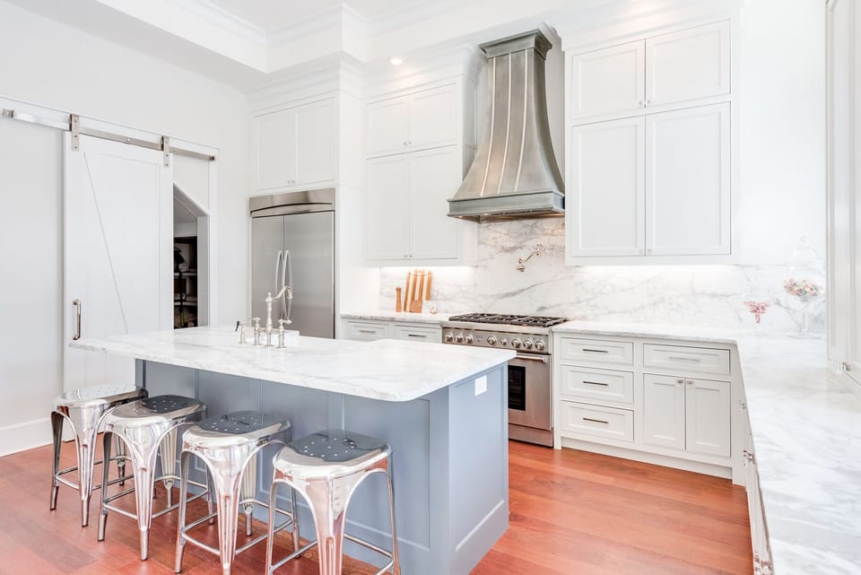 First Floor: Kitchen