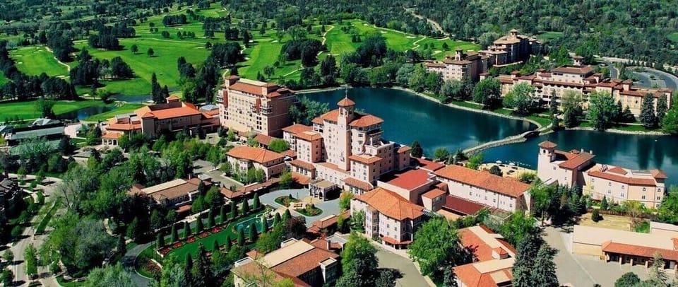 Explore the Broadmoor’s  shops, museums, restaurants and more!