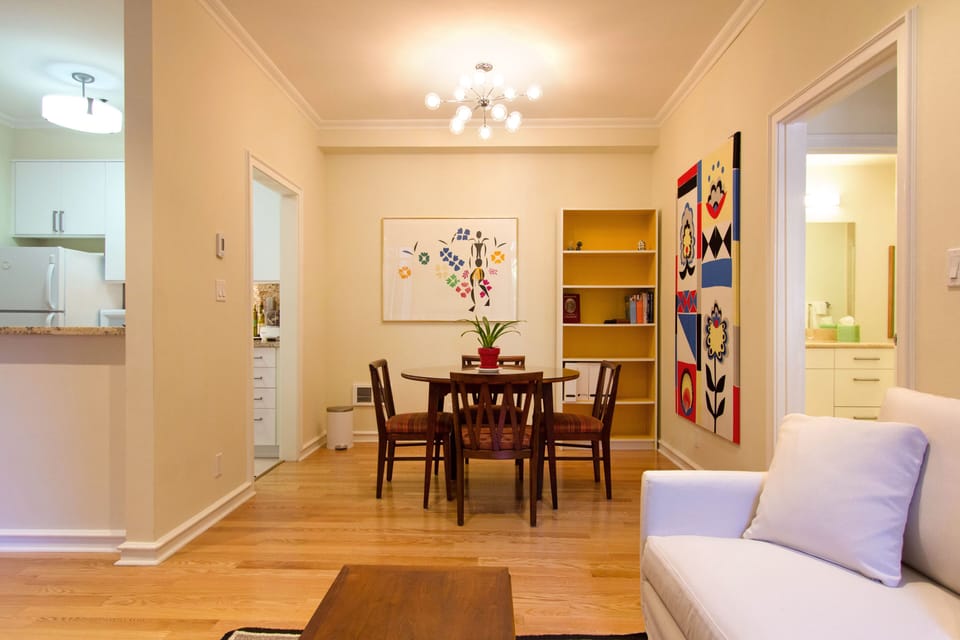 From LR to dining area