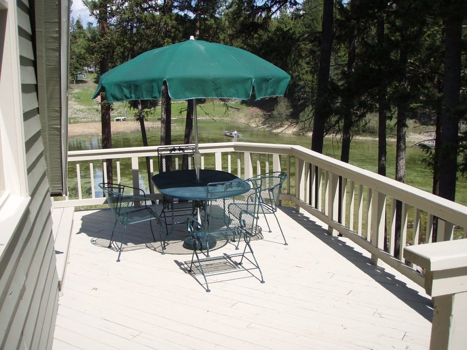 Lower level of multi-level deck.