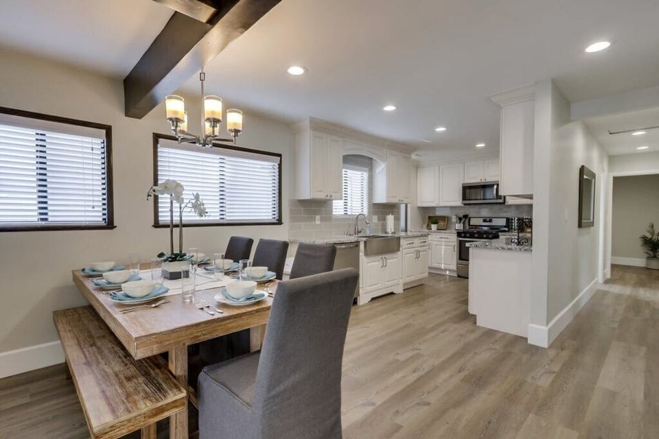 Open Concept Dining Room and Custom Kitchen