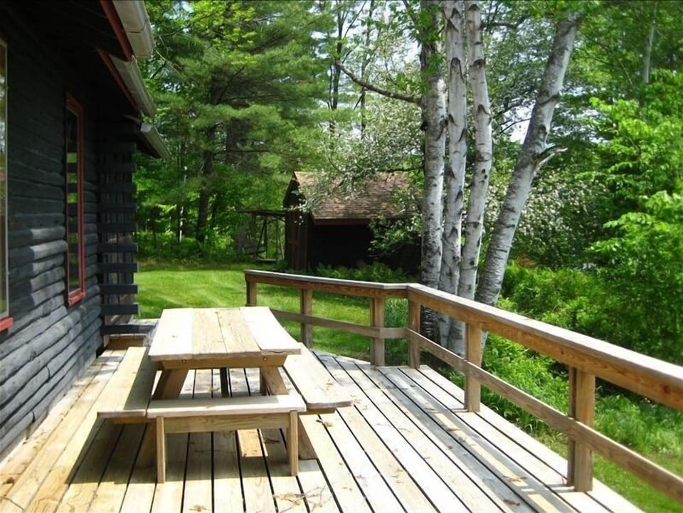 The side porch and picnic table.