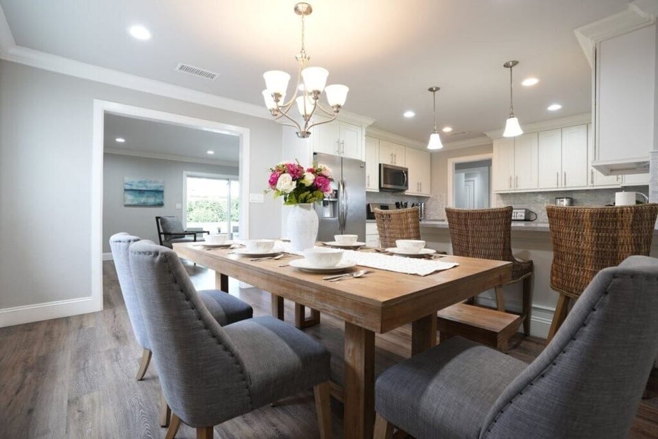 Dining Room and Kitchen