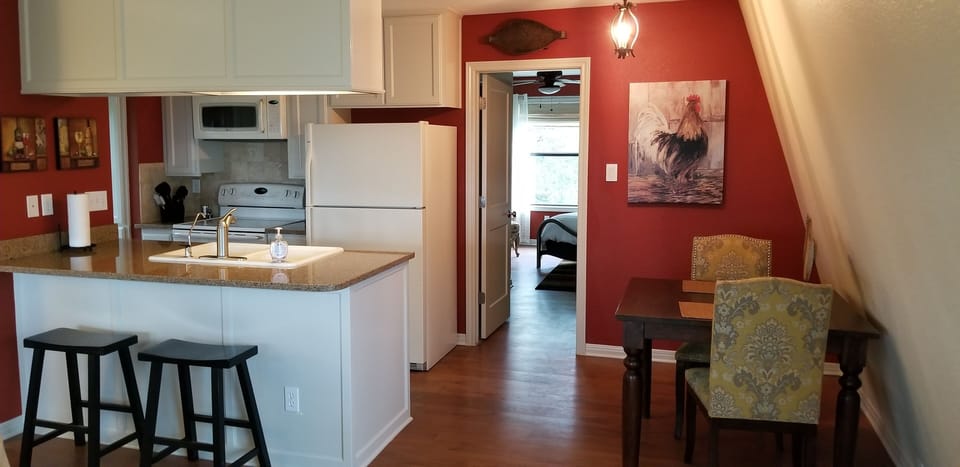 Kitchen and dinette