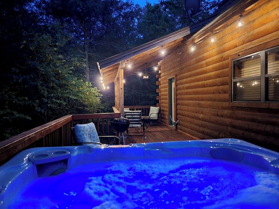 Hot Tub/Deck