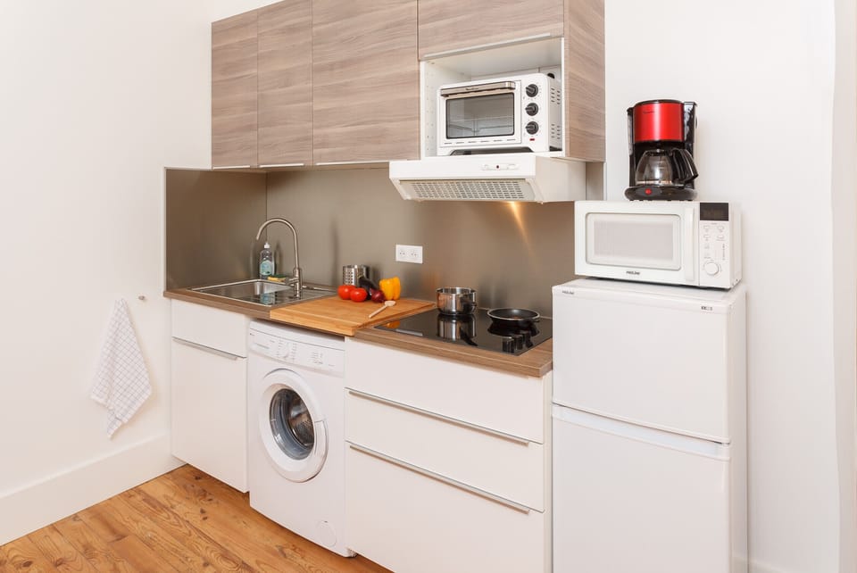 Fitted kitchen