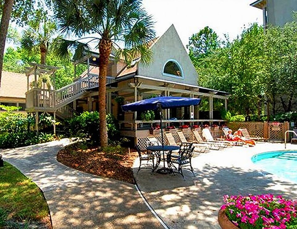 Resort Welcome Center and heated pool