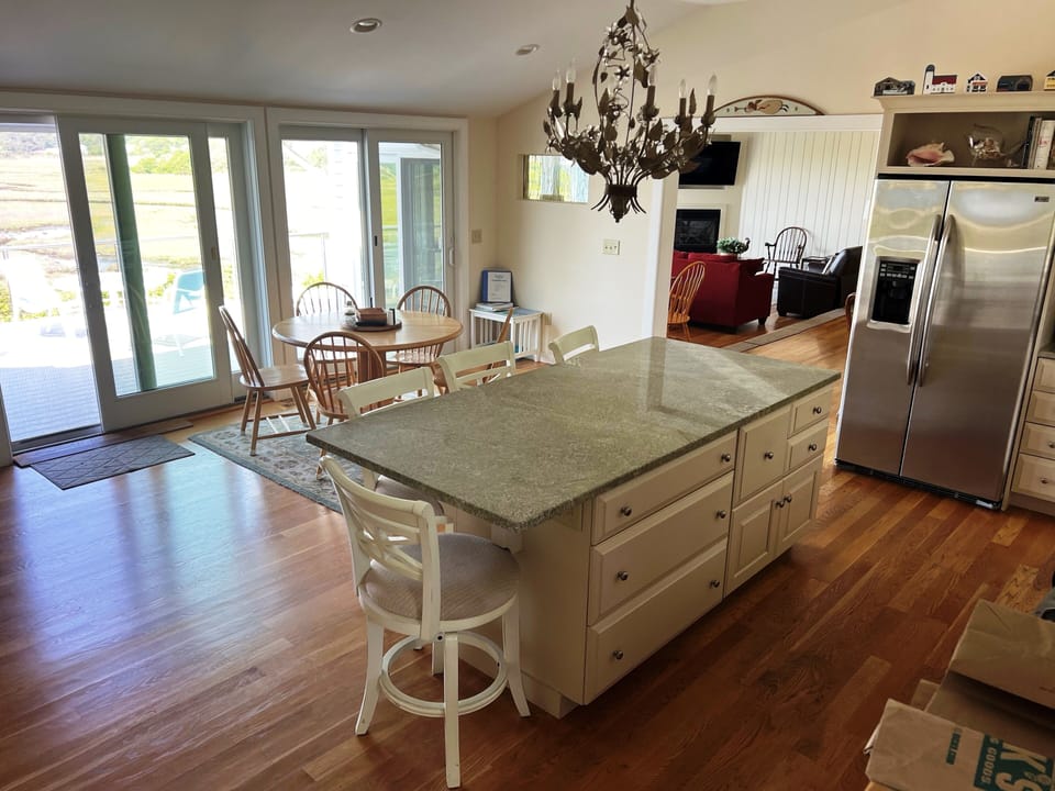 Kitchen with Stainless Steel Appliances and Breakfast Bar