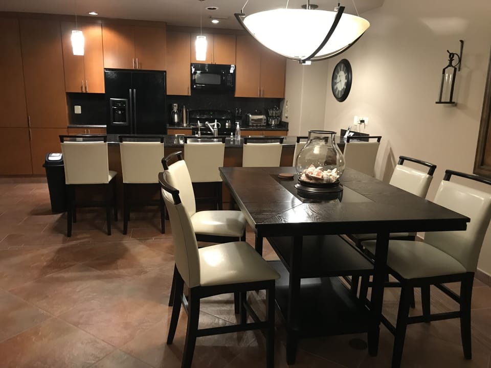 Dining/Kitchen