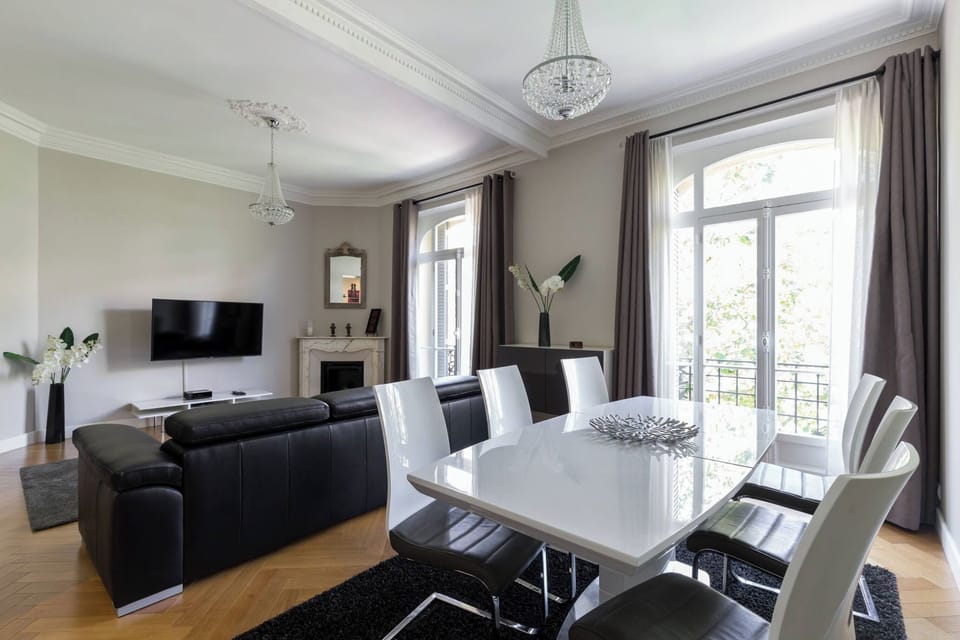 Large living-room