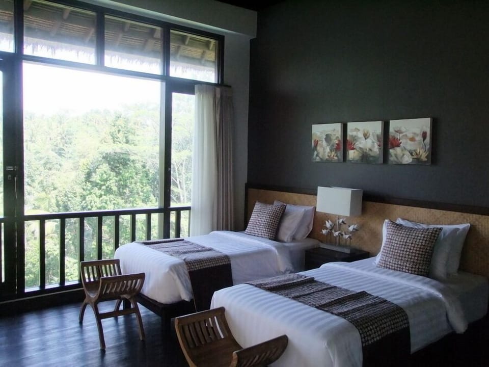 Magnificent 7 Bedroom Villa In Ubud;