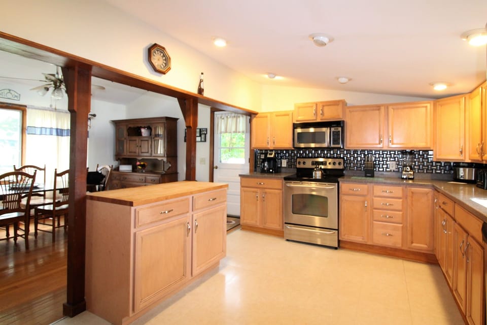 Spacious kitchen