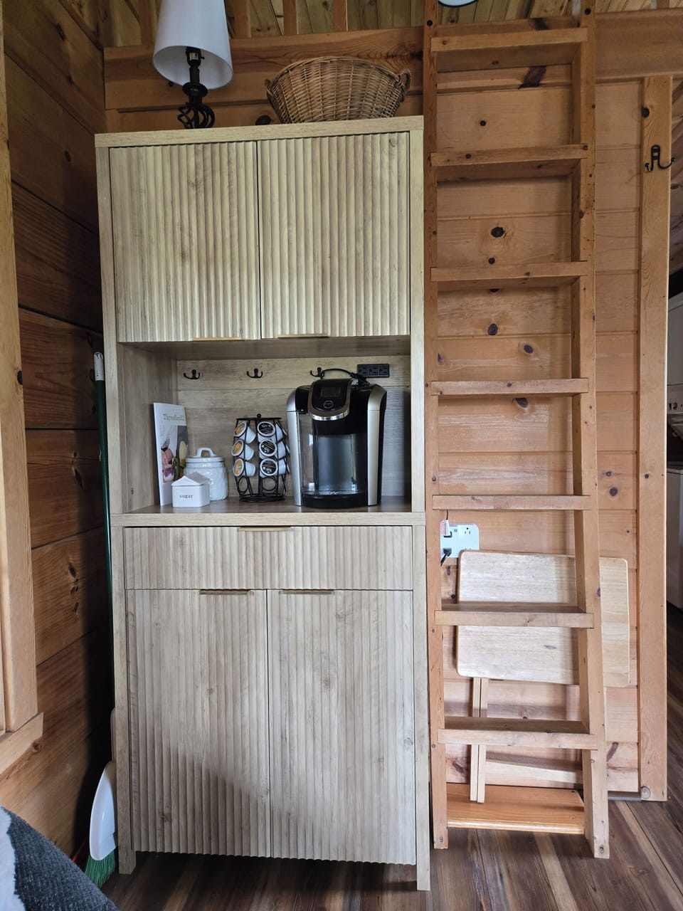 Coffee bar with Keurig