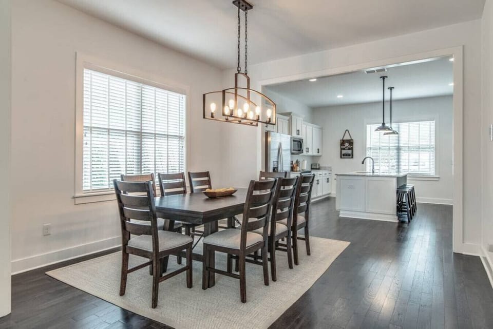 central dinning room with decorative lighting