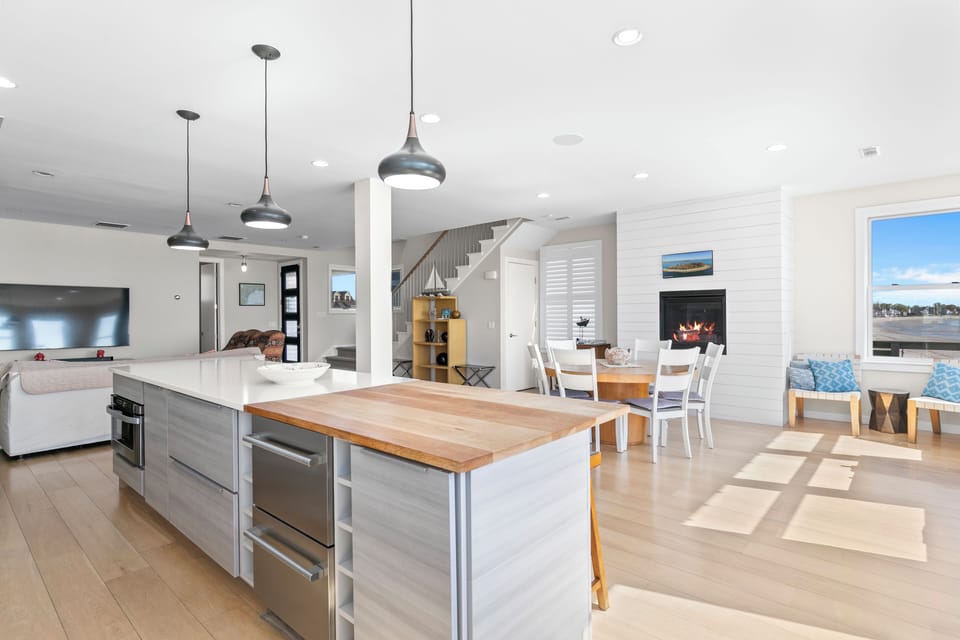 Kitchen + great room