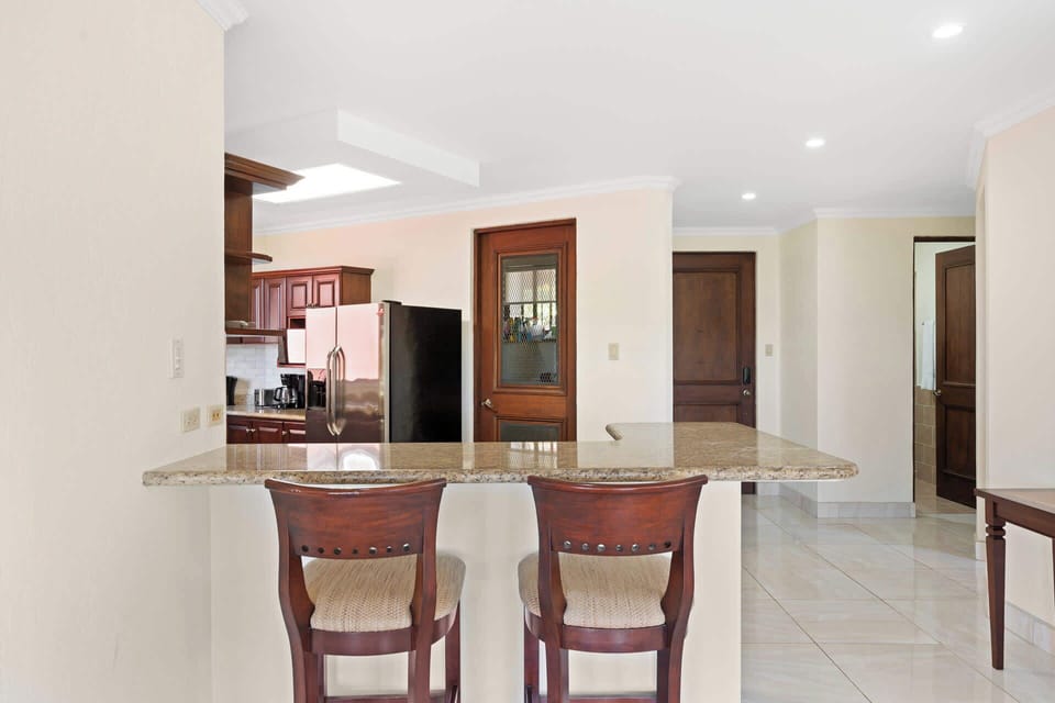 Breakfast Bar