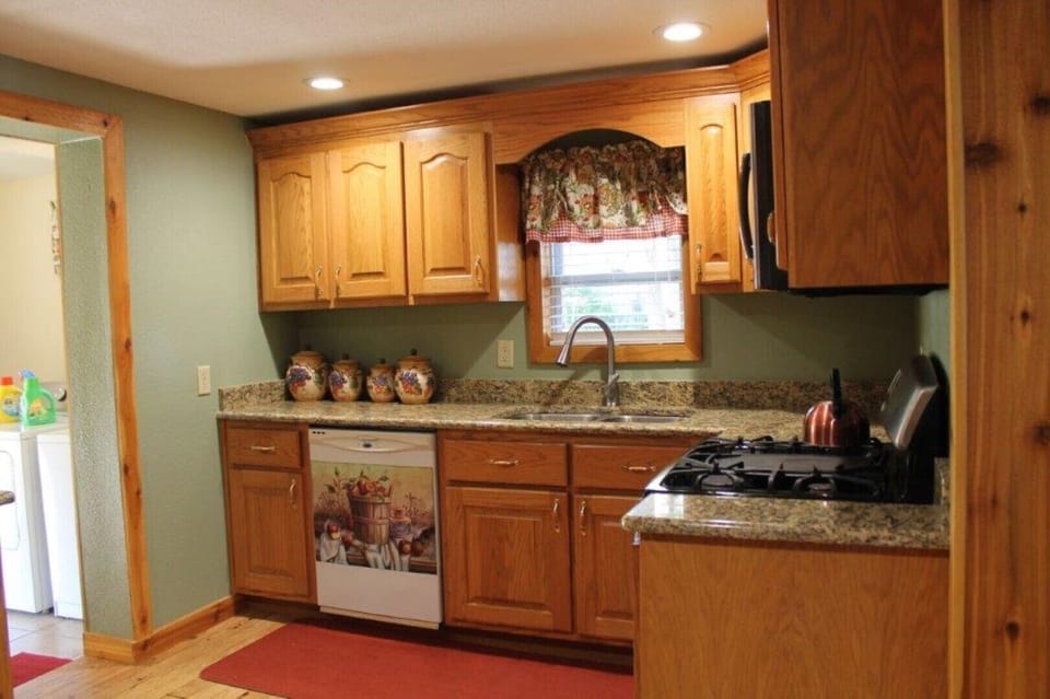 Fully equipped Kitchen with everything you will need. (excluding food) 