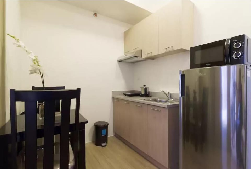 Classic and Modern 1 Bedroom Unit Makati