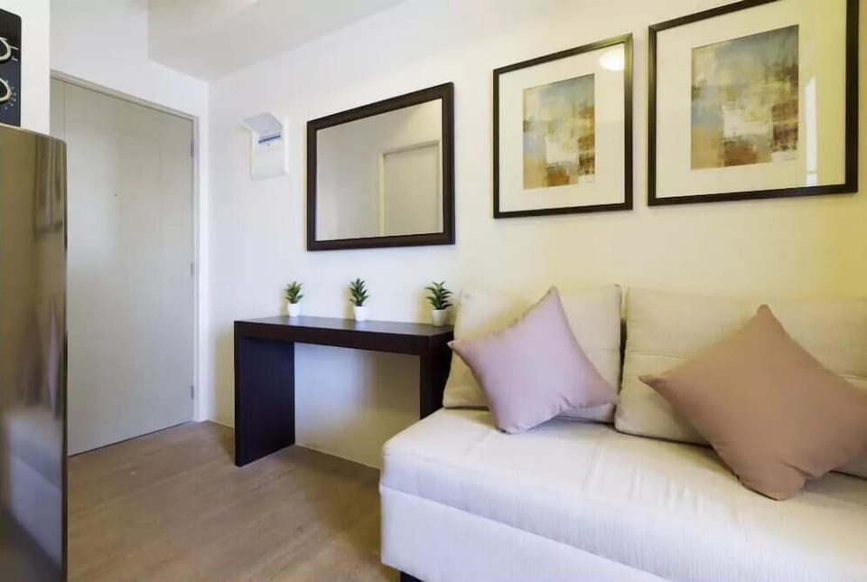 Classic and Modern 1 Bedroom Unit Makati