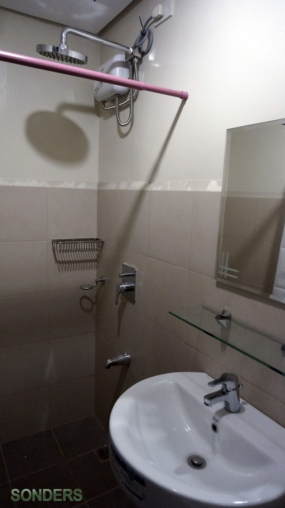 Spacious Newly Furnished Studio Unit Apt