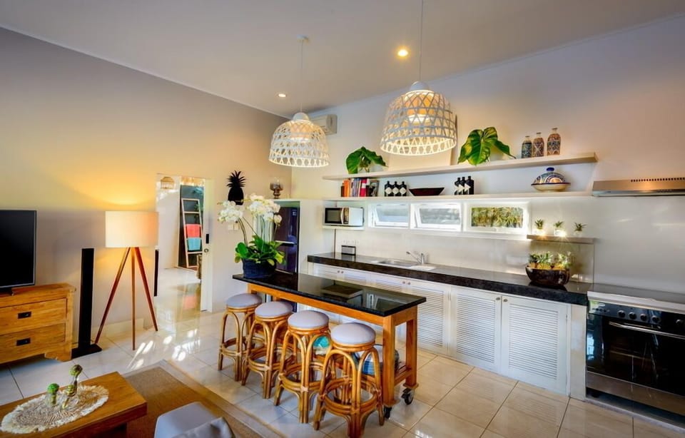 Bloom 2,5Bed Villa, near beach,Seminyak;
