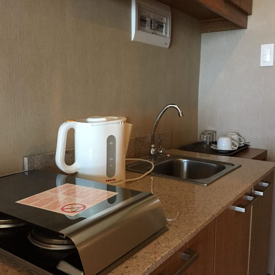 2-Bedroom Lake View Premiere Suite 6Pax