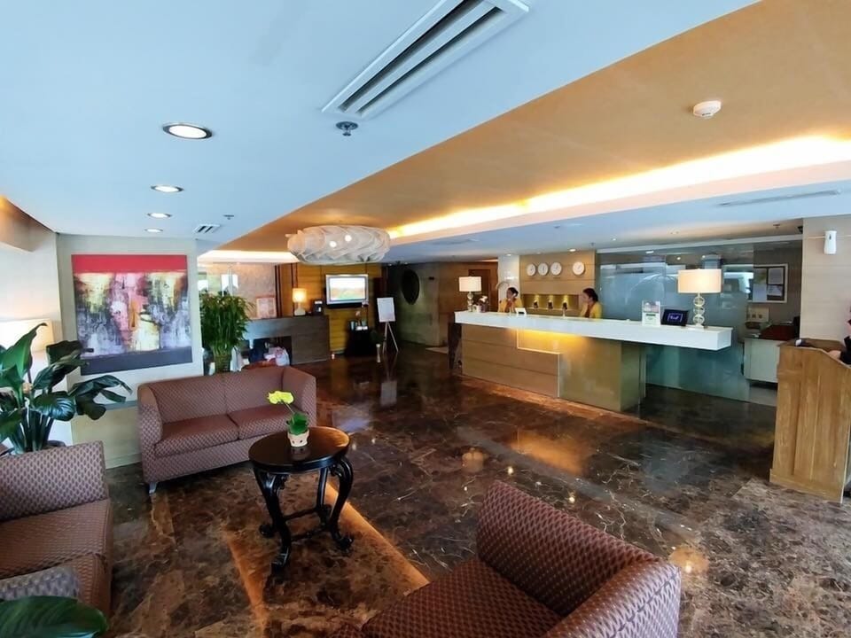 Cosy Premiere Studio Apt with Lake View