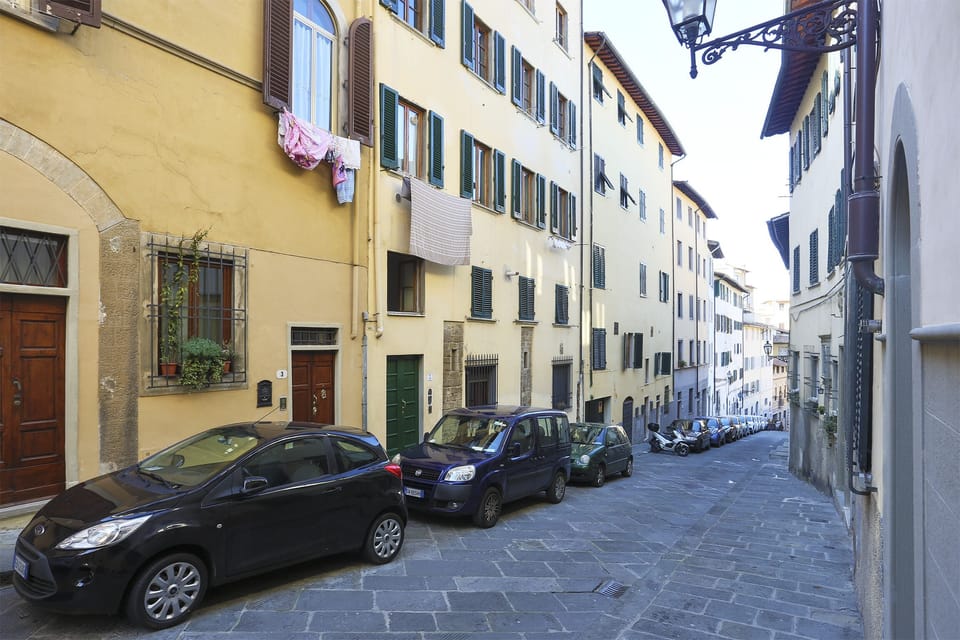 Costa dei Magnoli, street