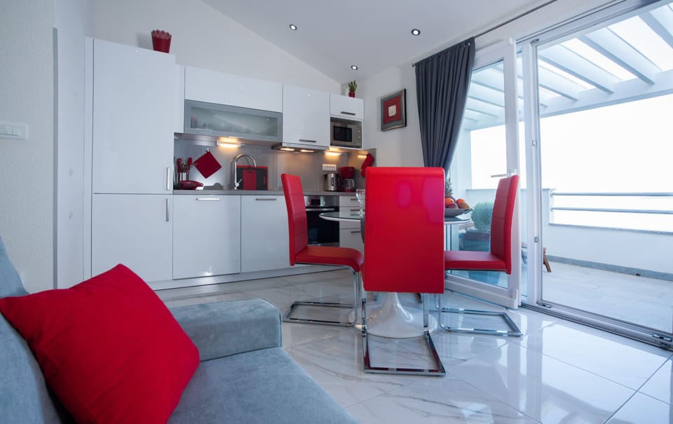 Kitchen with dining area