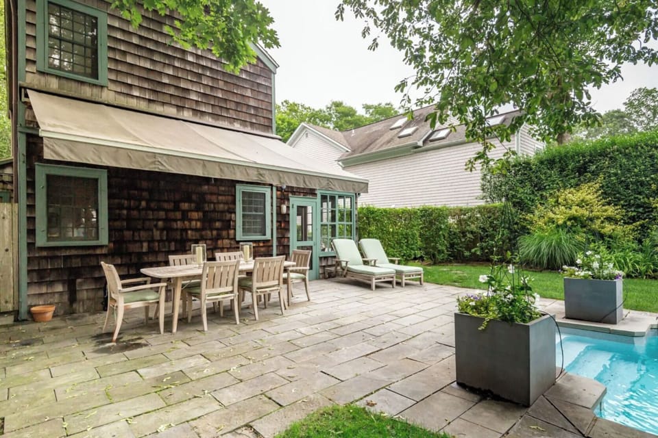 Main House & Door + Outdoor Dining