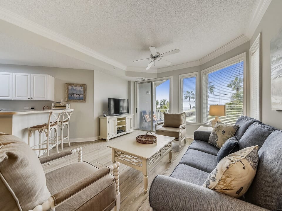 2206 SeaCrest in Forest Beach