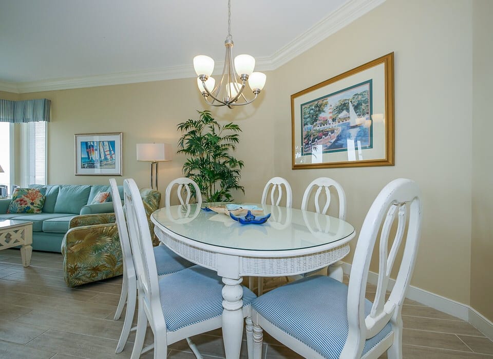 Dining Area with Seating for Six at 2510 Sea Crest