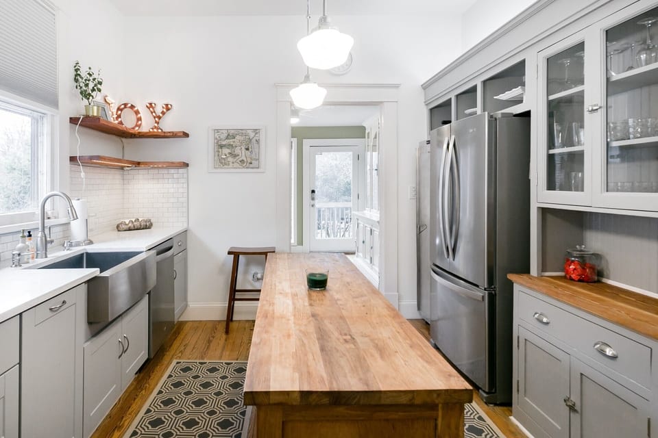 Newly Remodeled Kitchen (1)