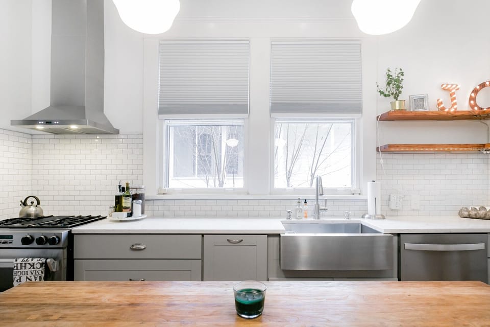 Newly Remodeled Kitchen (3)
