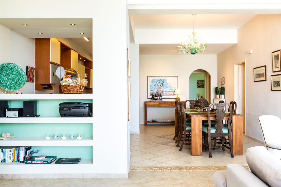 Gather around the dinner table and enjoy a homemade meal with your family!